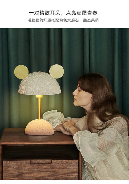 Modern Cute Table Lamps Bedroom Bedside Makeup Table Art Deco Lamp Living Room Luxury Model Room Girl Princess LED Table Lights