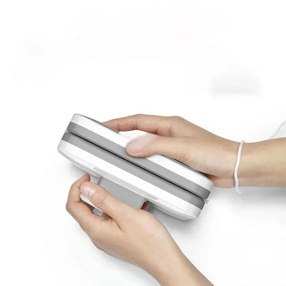 Double-Sided Magnetic Window Cleaner – Glass Scraper for Easy Cleaning"